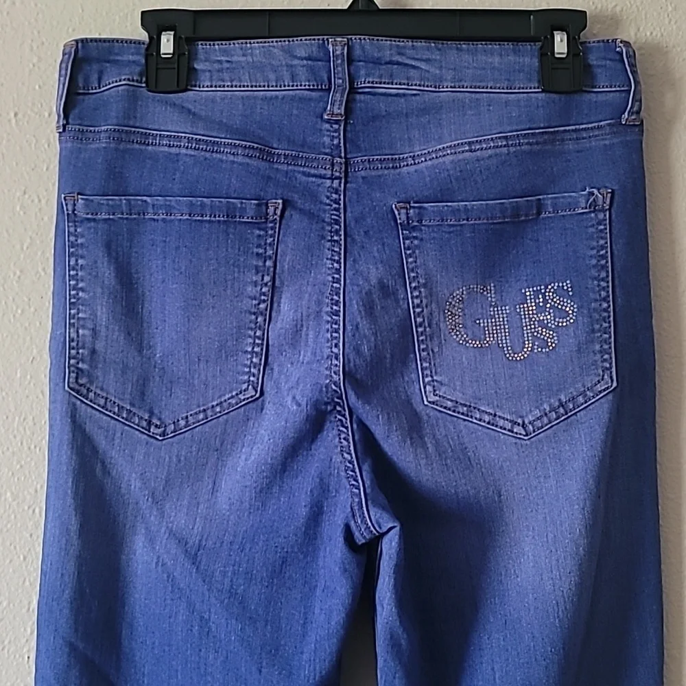 Guess Ripped Jeans - Picture 5 of 12